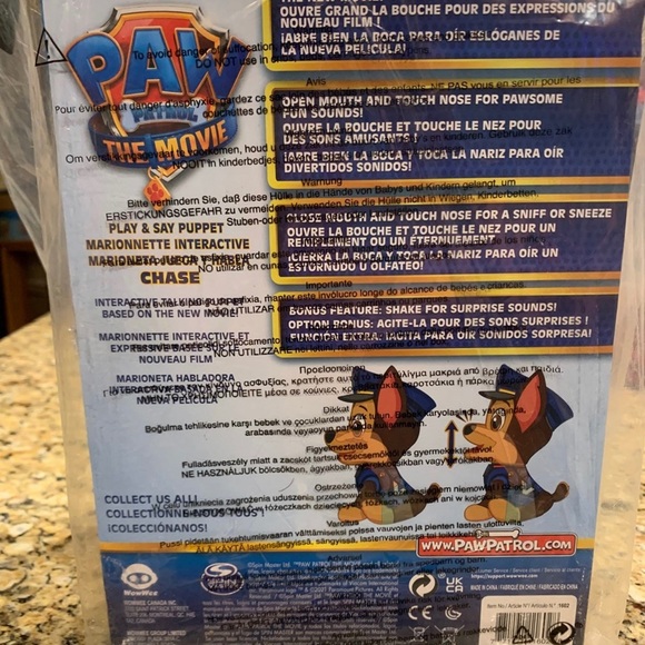 Paw Patrol The Movie NWT Play and Say Chase Puppet - Picture 4 of 4